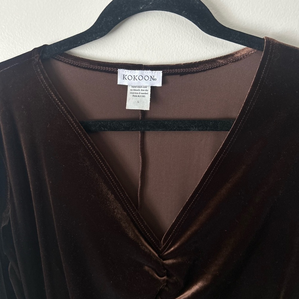 Luxurious Brown Velvet Ruched Blouse - Picture 3 of 6